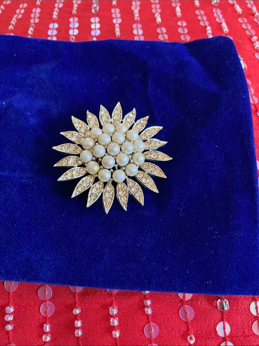 Vintage Lisner Stamped Stunning Pearl Crystal Sunburst Brooch
